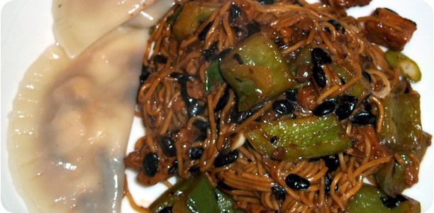 Quorn & Green Peppers with Blackbean Sauce & Prawn Dumplings Recipe